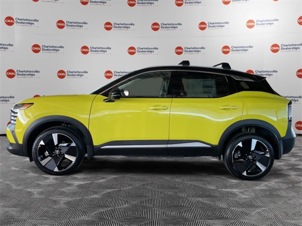 New 2026 Nissan Kicks SR SUV