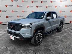 2024 Nissan Frontier PRO-4X Truck