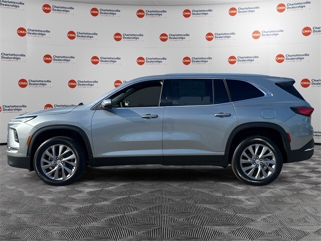 2026 Buick Enclave Preferred photo 2