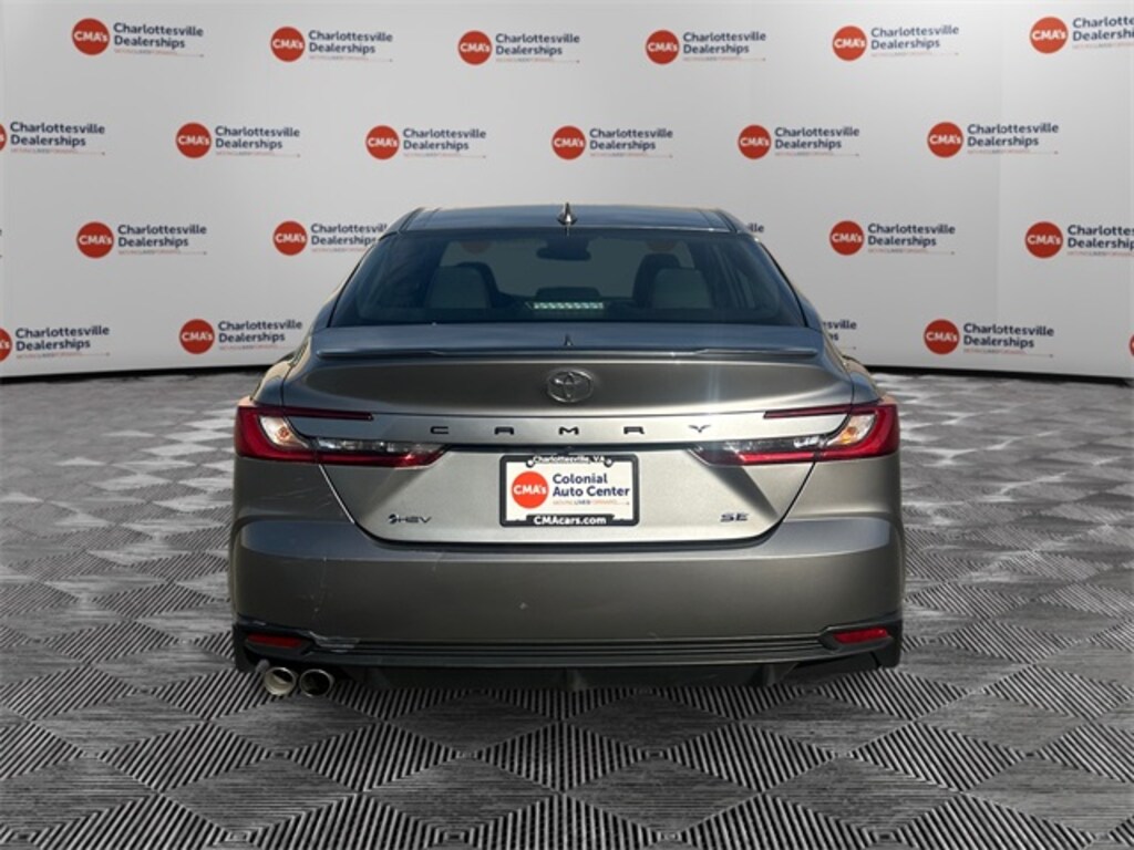 Used 2025 Toyota Camry SE Sedan