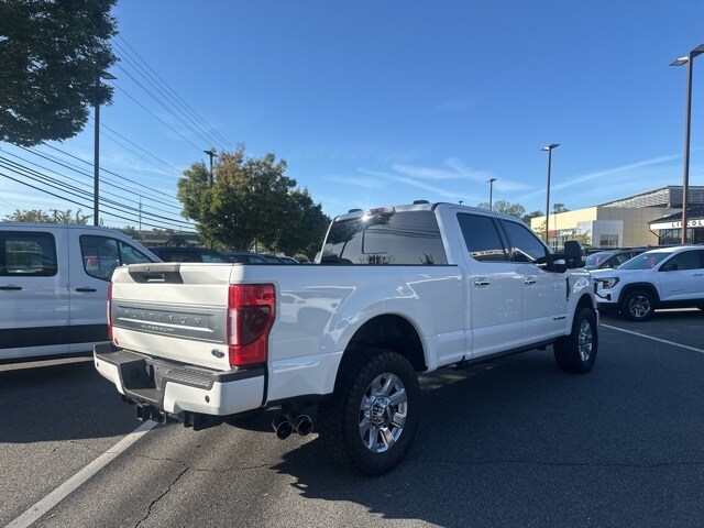 2022 Ford F-350 Platinum photo 3