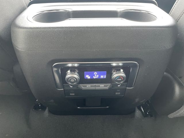 2026 GMC Yukon XL Elevation - Photo 16