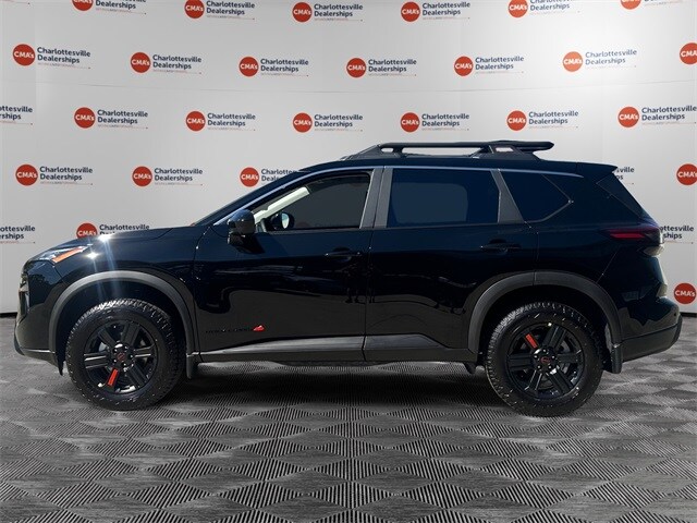 2026 Nissan Rogue SV photo 2