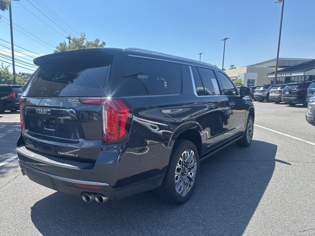 2023 Gmc Yukon XL 1500 Denali Ultimate photo 3