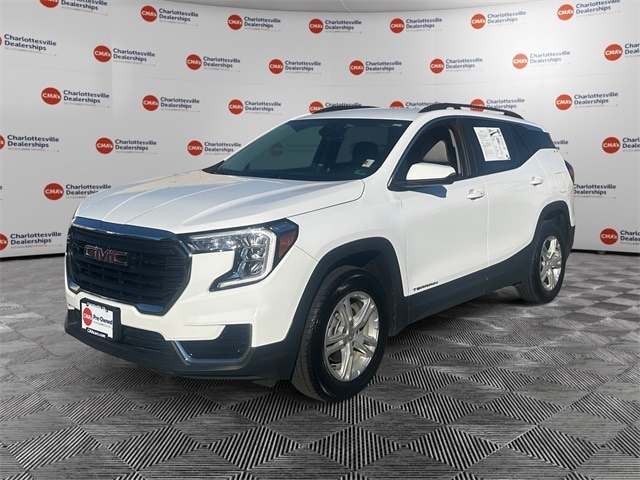 2023 GMC Terrain SLE's photo