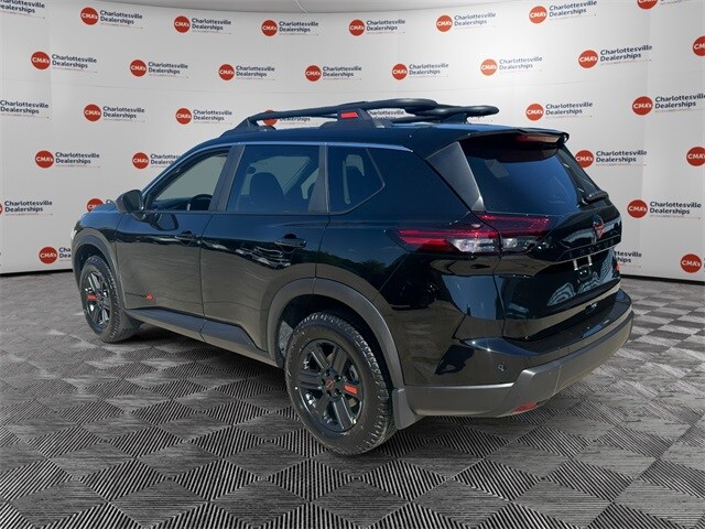 2026 Nissan Rogue SV photo 3