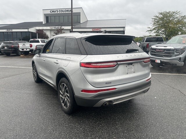 2020 Lincoln Corsair Standard photo 3