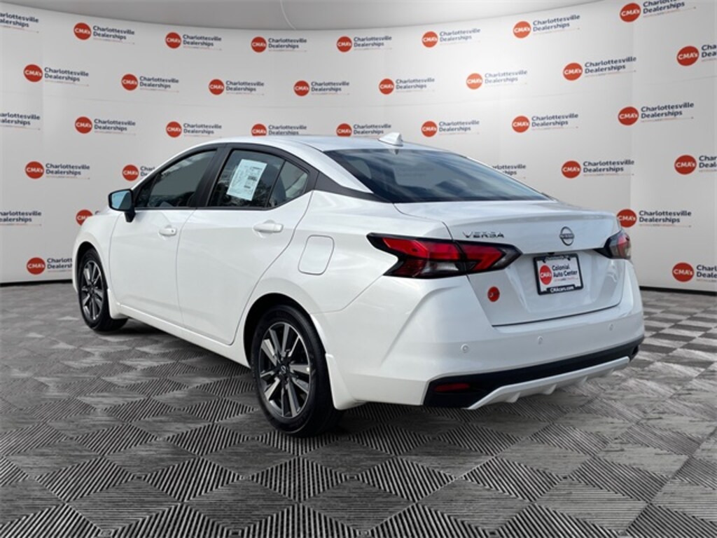 New 2025 Nissan Versa 1.6 SV Sedan