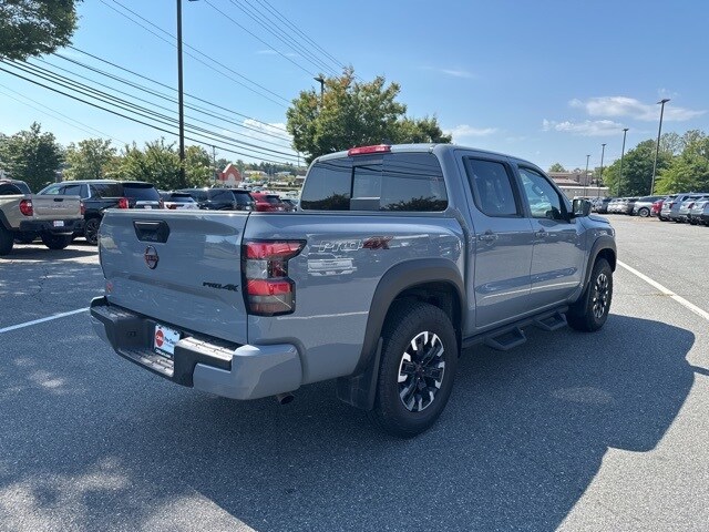2024 Nissan Frontier PRO-4X photo 4
