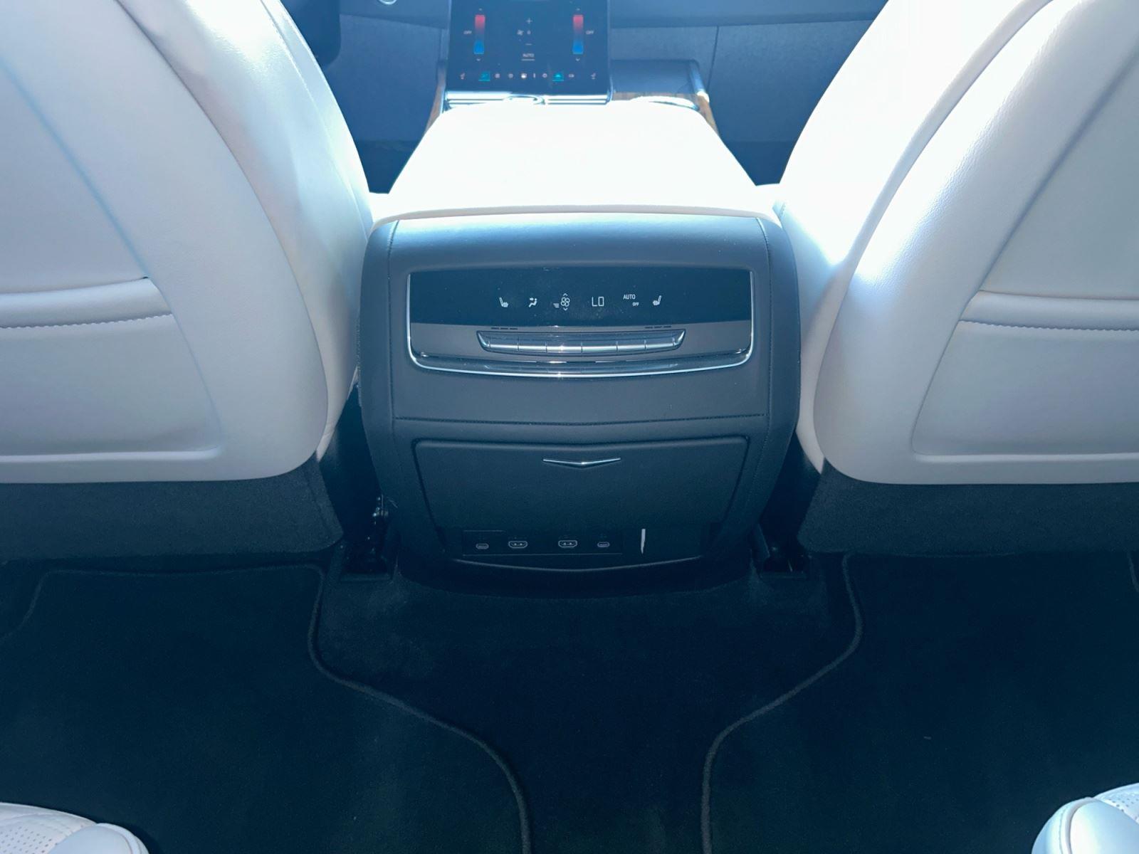 2025 Cadillac Escalade Sport Platinum - Photo 20
