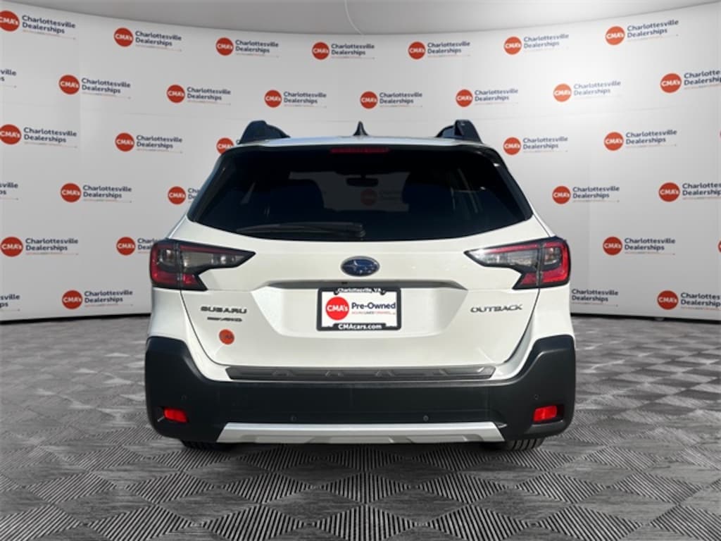 Used 2024 Subaru Outback Limited SUV