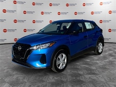 2025 Nissan Kicks Play S SUV