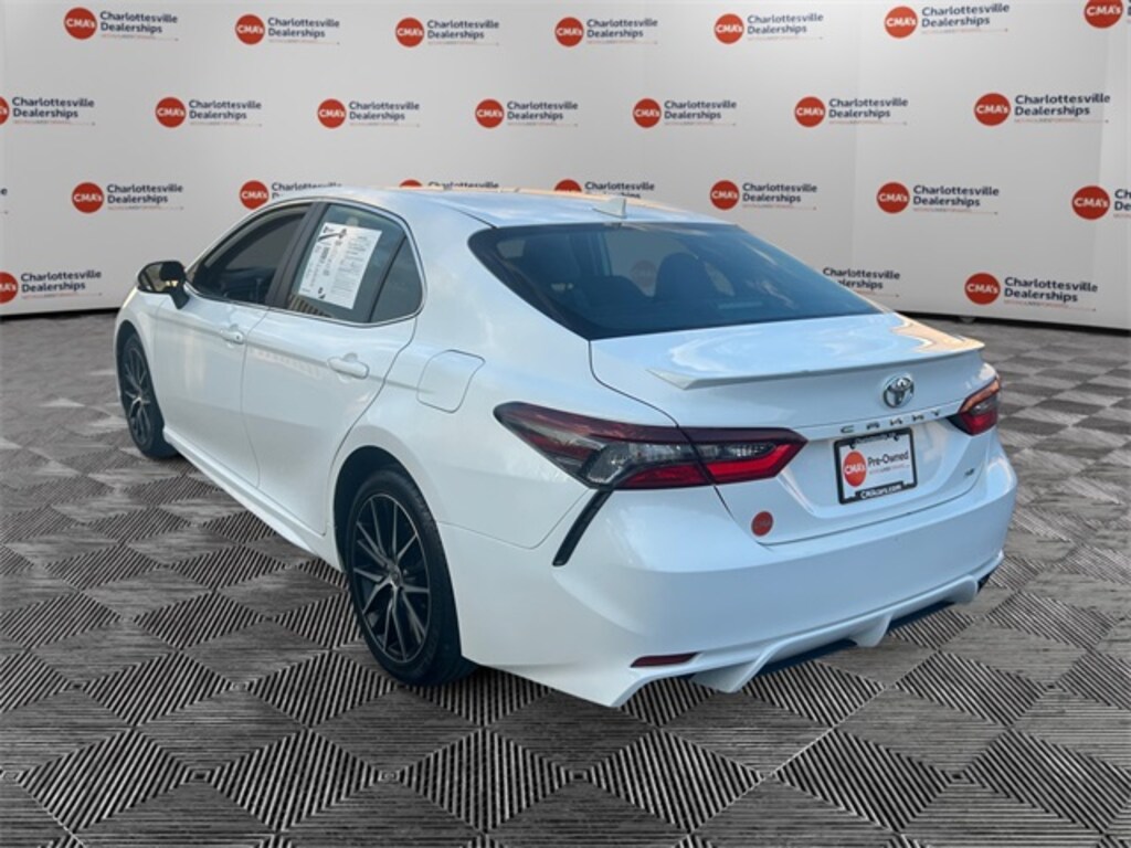Used 2024 Toyota Camry SE Sedan