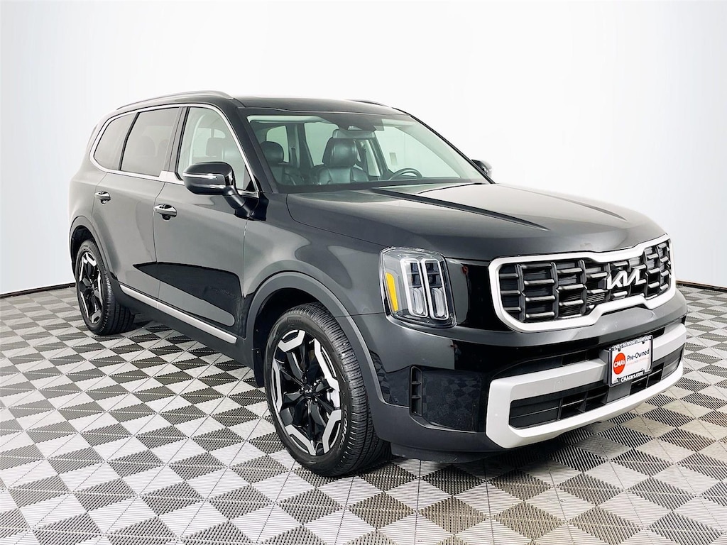 Used 2024 Kia Telluride S SUV