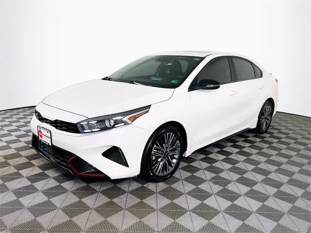 2023 Kia Forte GT-Line photo 3
