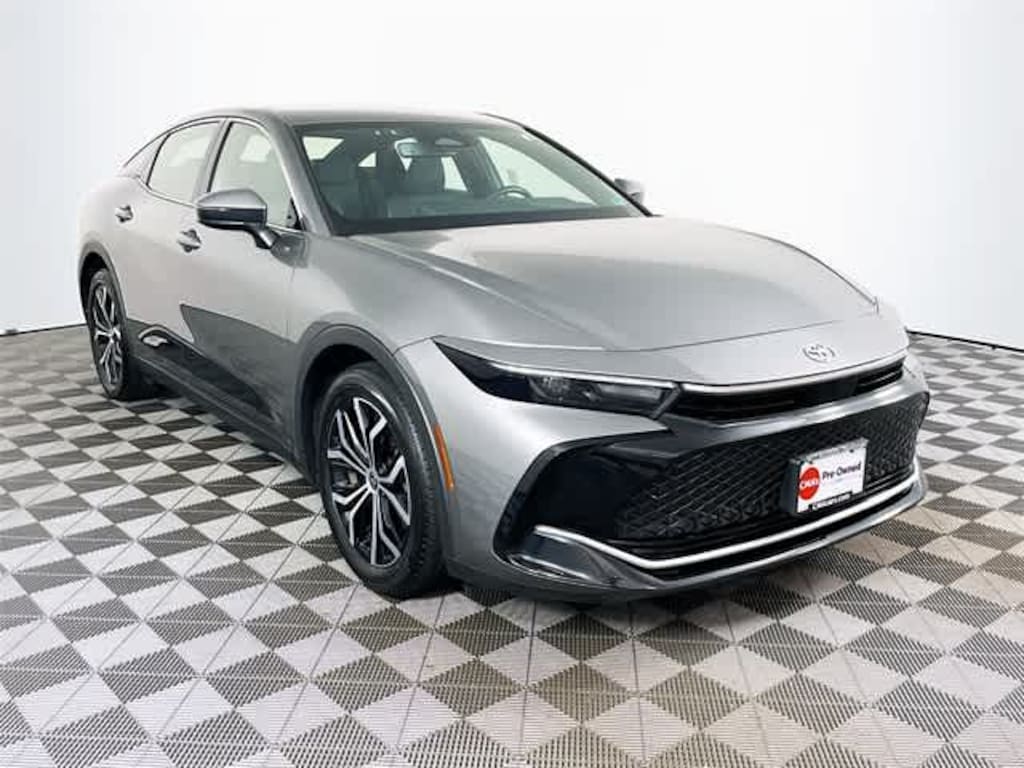 Used 2024 Toyota Crown XLE