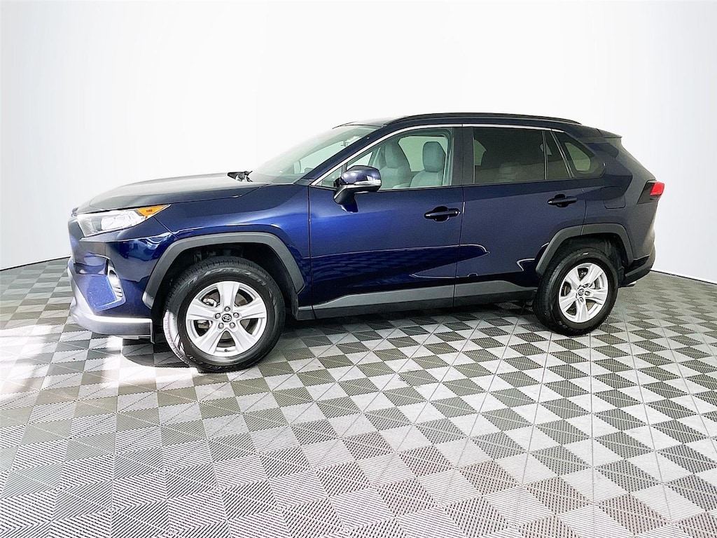 Used 2020 Toyota RAV4 XLE SUV