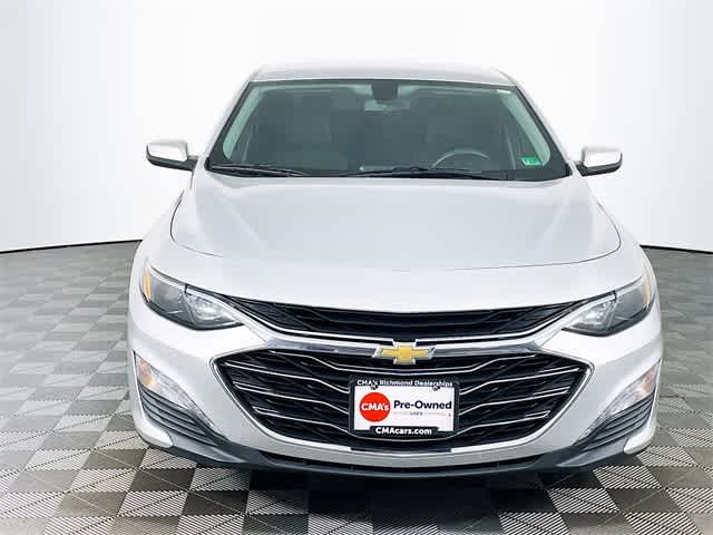 2022 Chevrolet Malibu 1LT photo 2