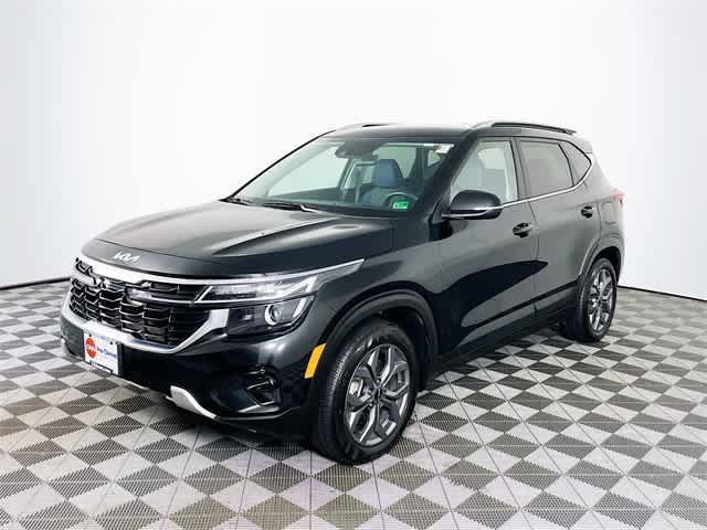 2024 Kia Seltos S photo 3