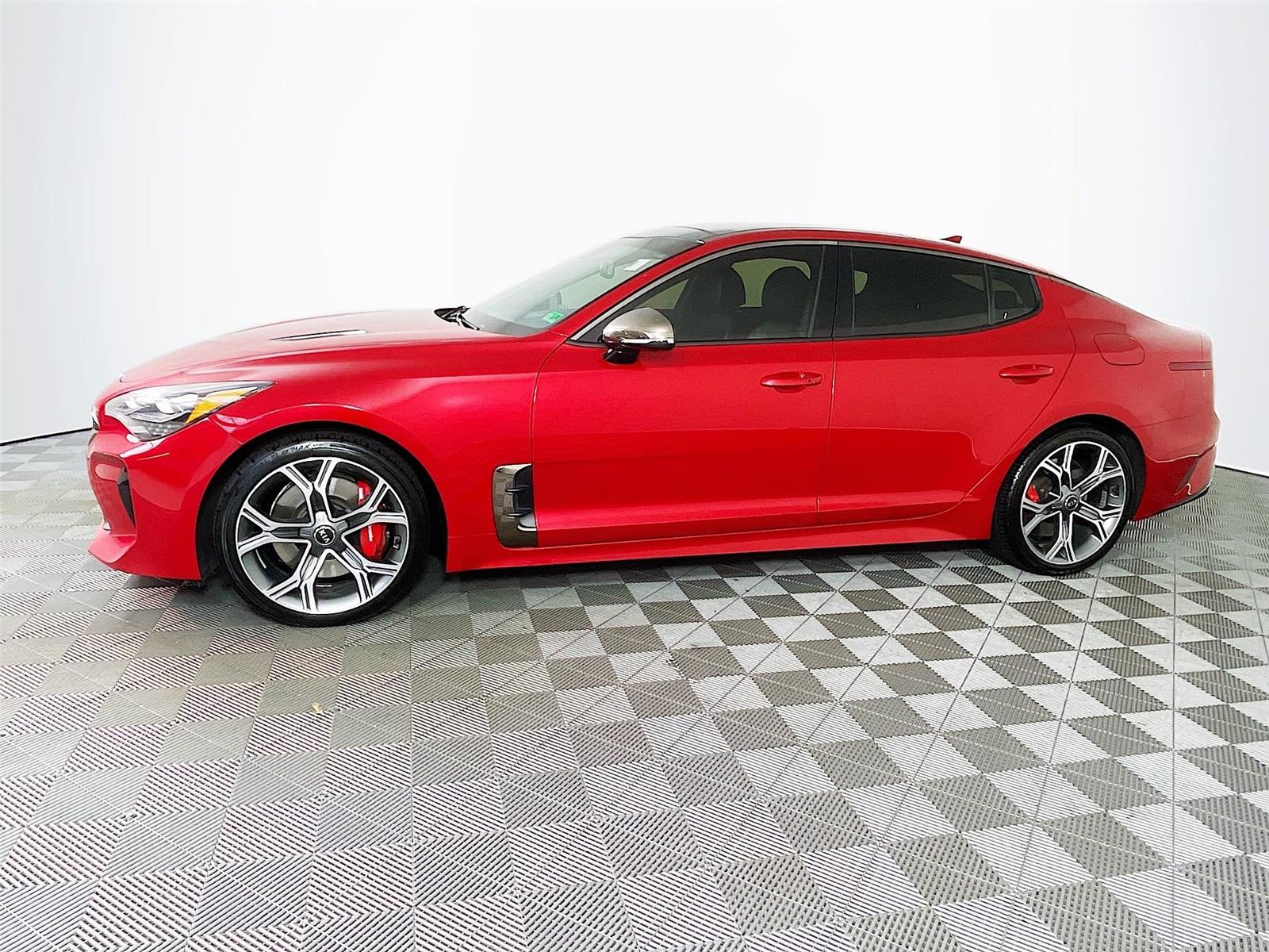 2019 Kia Stinger GT2 photo 4