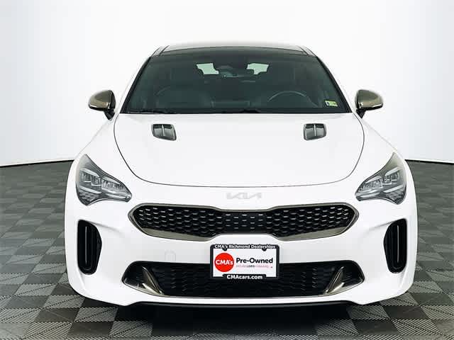 2022 Kia Stinger GT1 photo 2