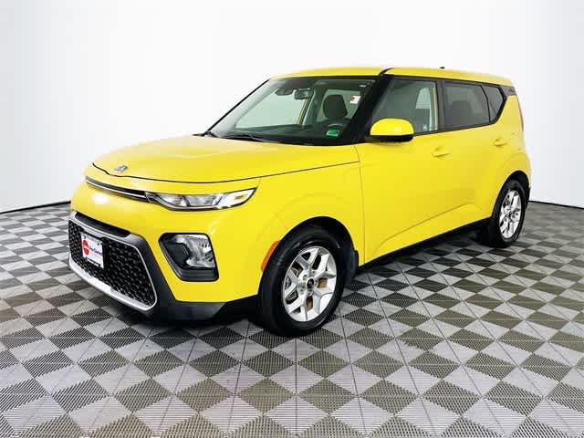2020 Kia Soul S photo 2