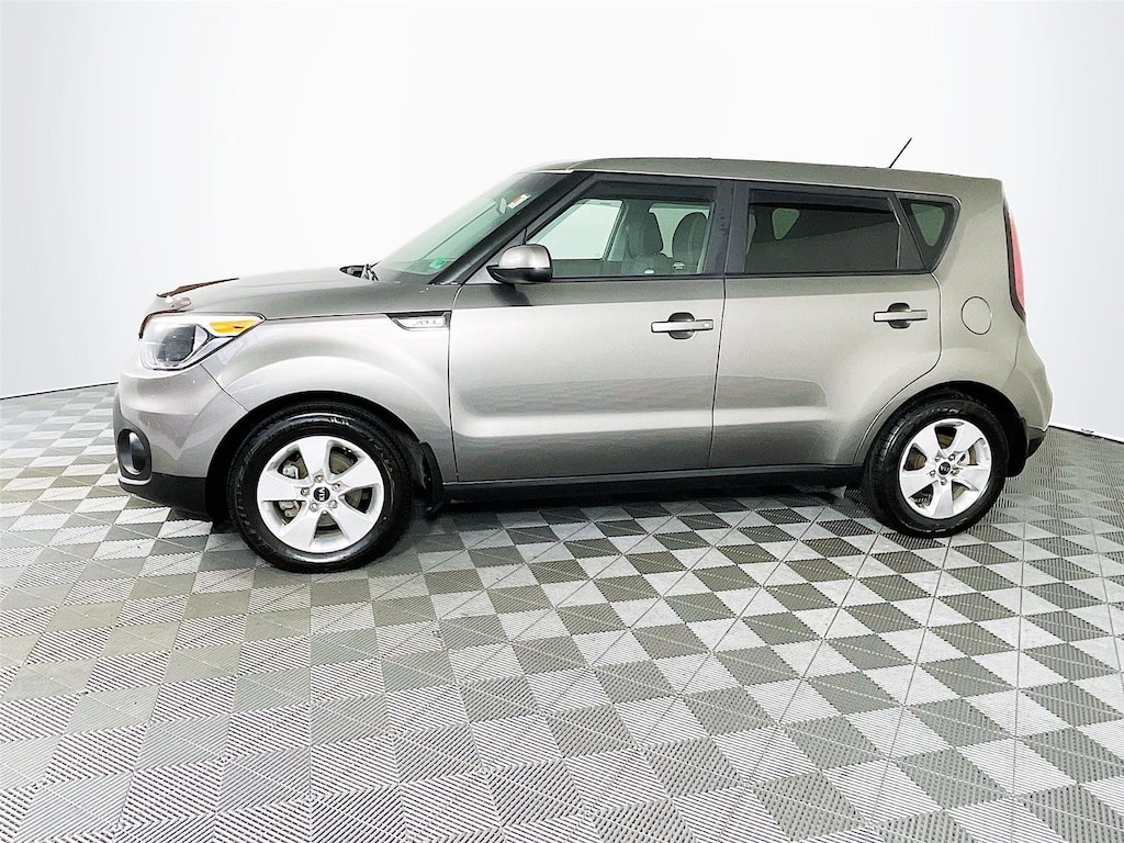 Used 2018 Kia Soul Base Hatchback