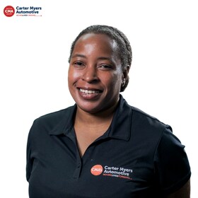 Staff member Felicia Schultz from ID_1d0860d66a16