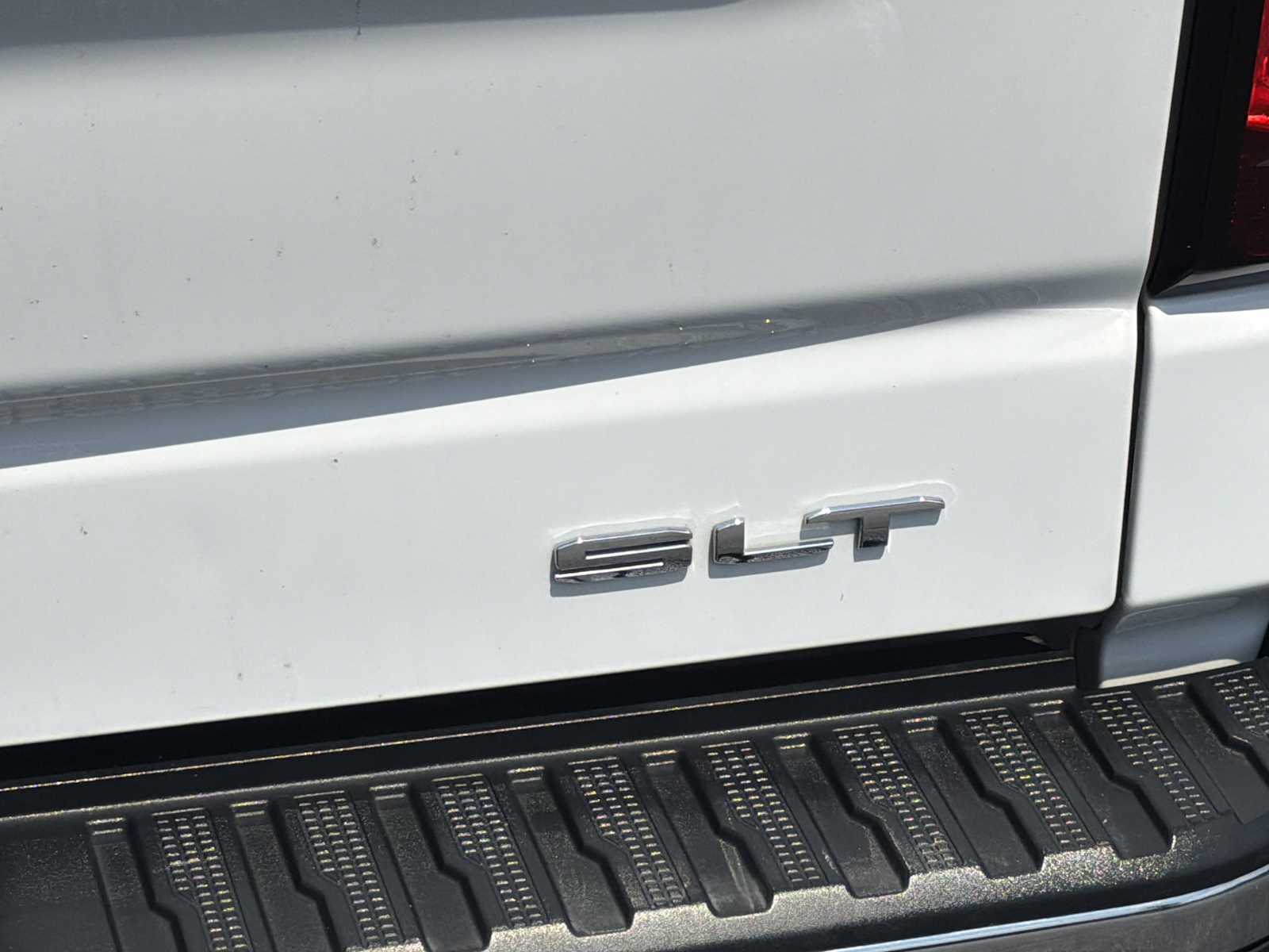 2022 GMC Sierra 1500 SLT - Photo 23