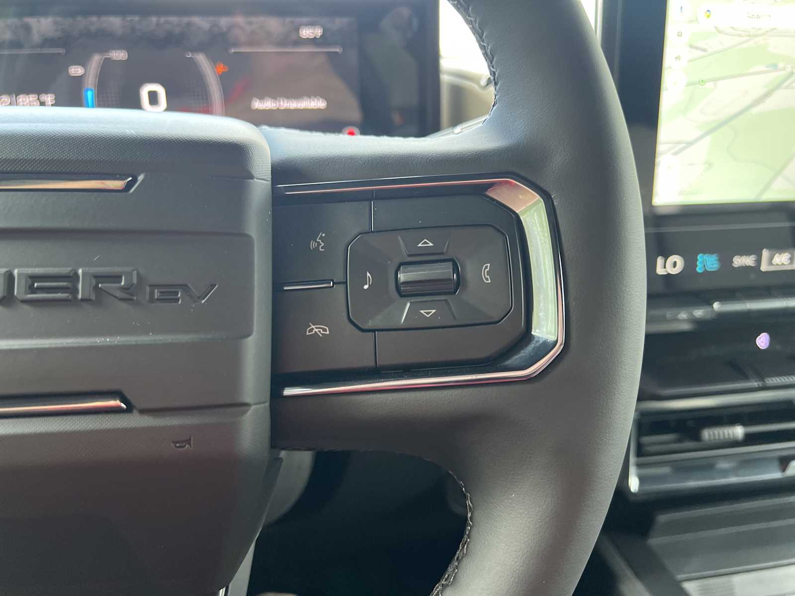 2026 GMC HUMMER EV 2X - Photo 10