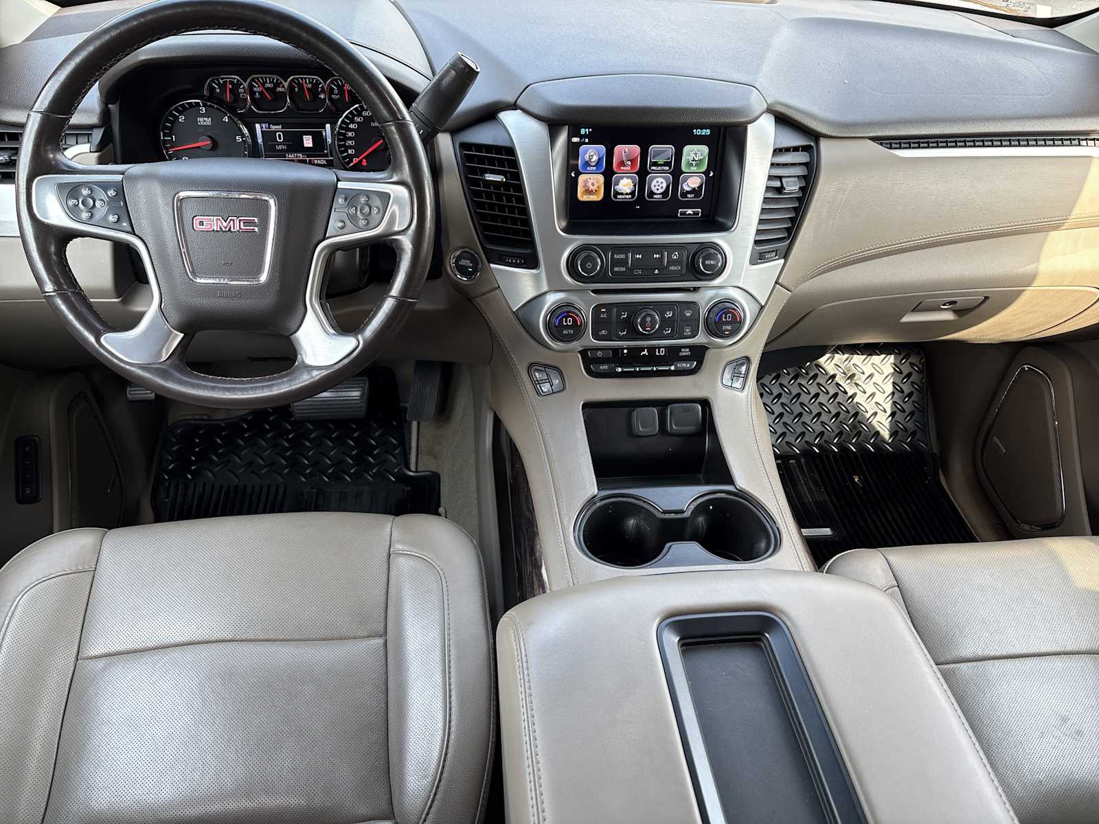 Used 2018 GMC Yukon SLT with VIN 1GKS1BKC9JR153793 for sale in Loganville, GA