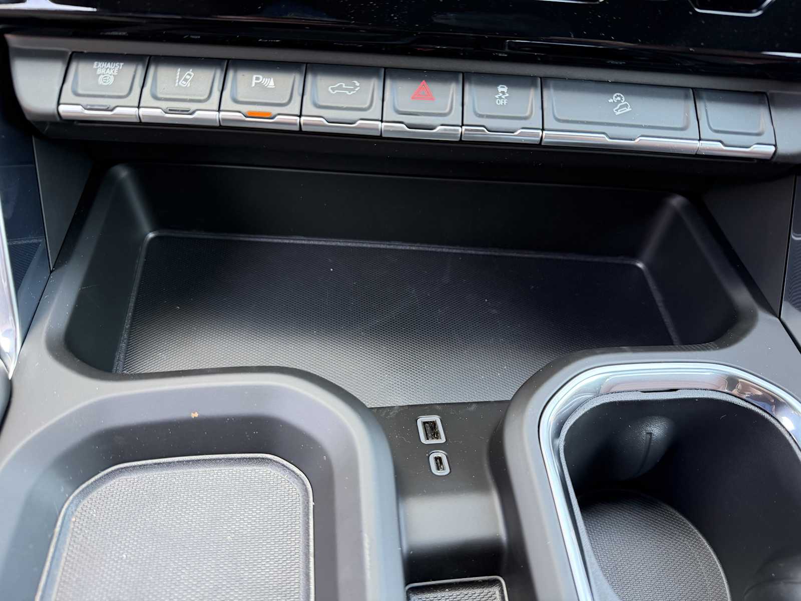 2026 GMC Sierra 2500HD Denali Ultimate - Photo 10