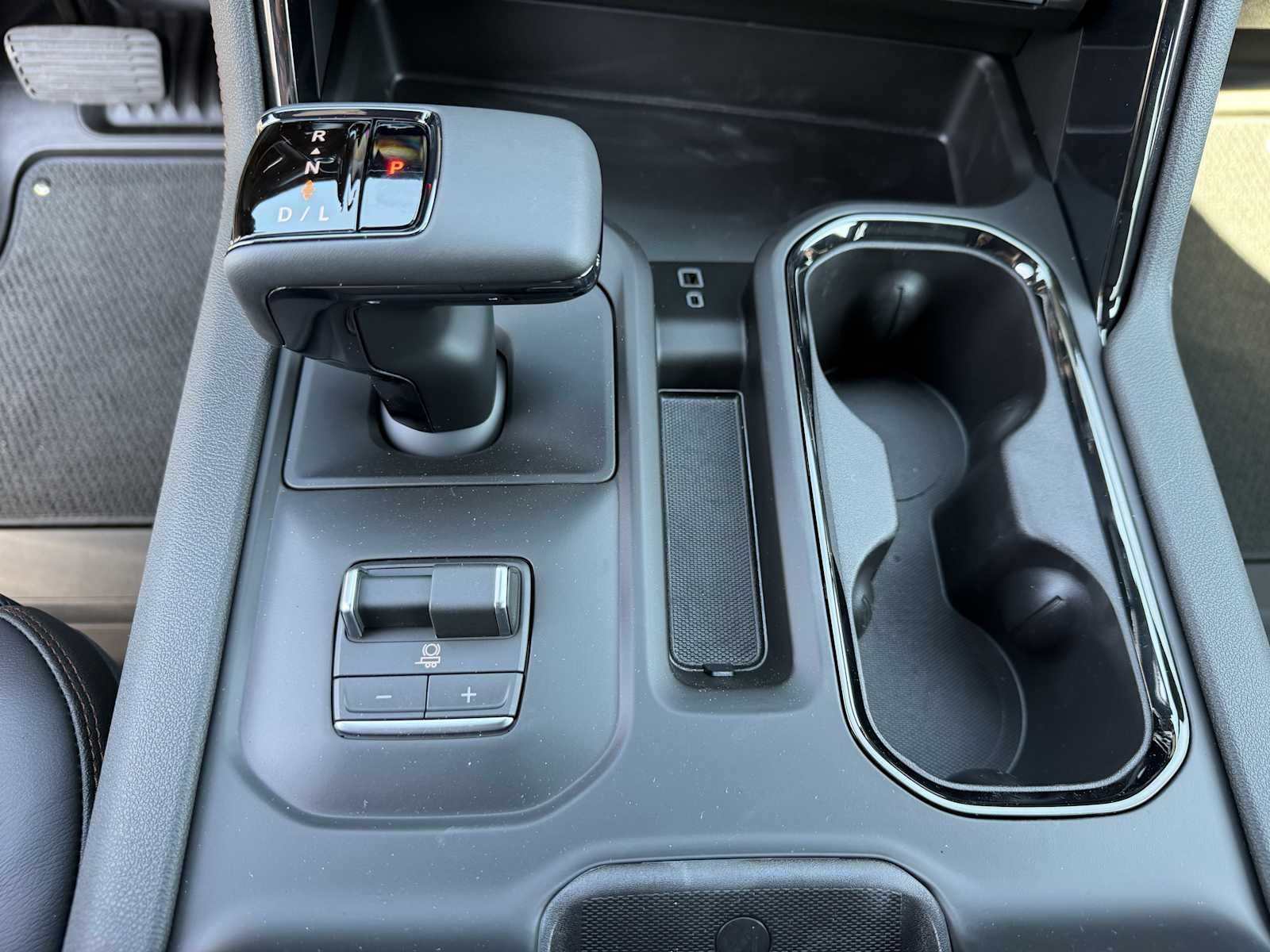 2026 GMC Sierra 1500 AT4 - Photo 13