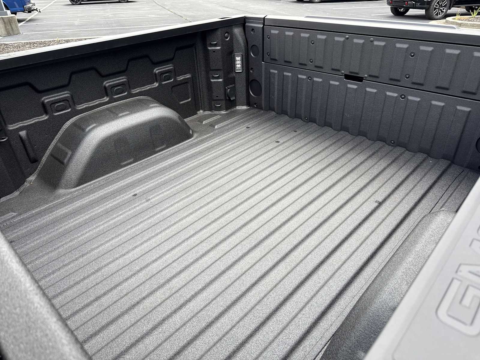 2026 GMC Sierra 1500 SLT - Photo 21