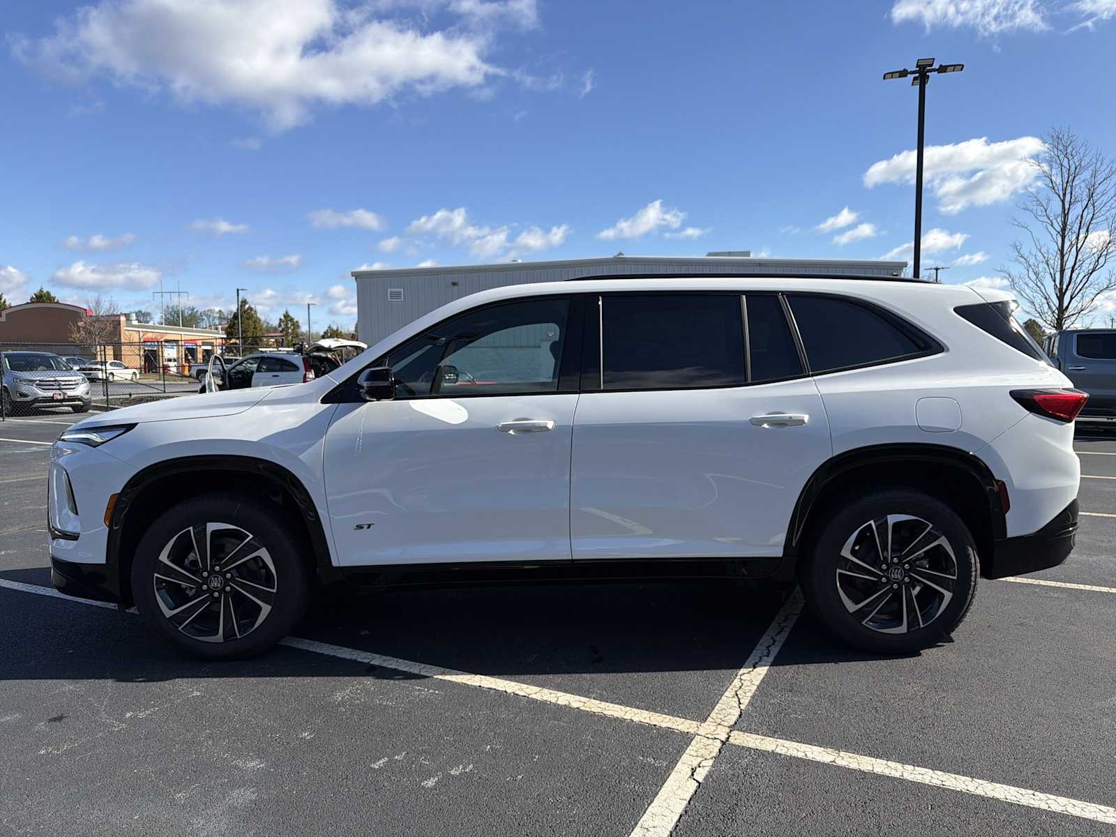 2026 Buick Enclave Sport Touring - Photo 26