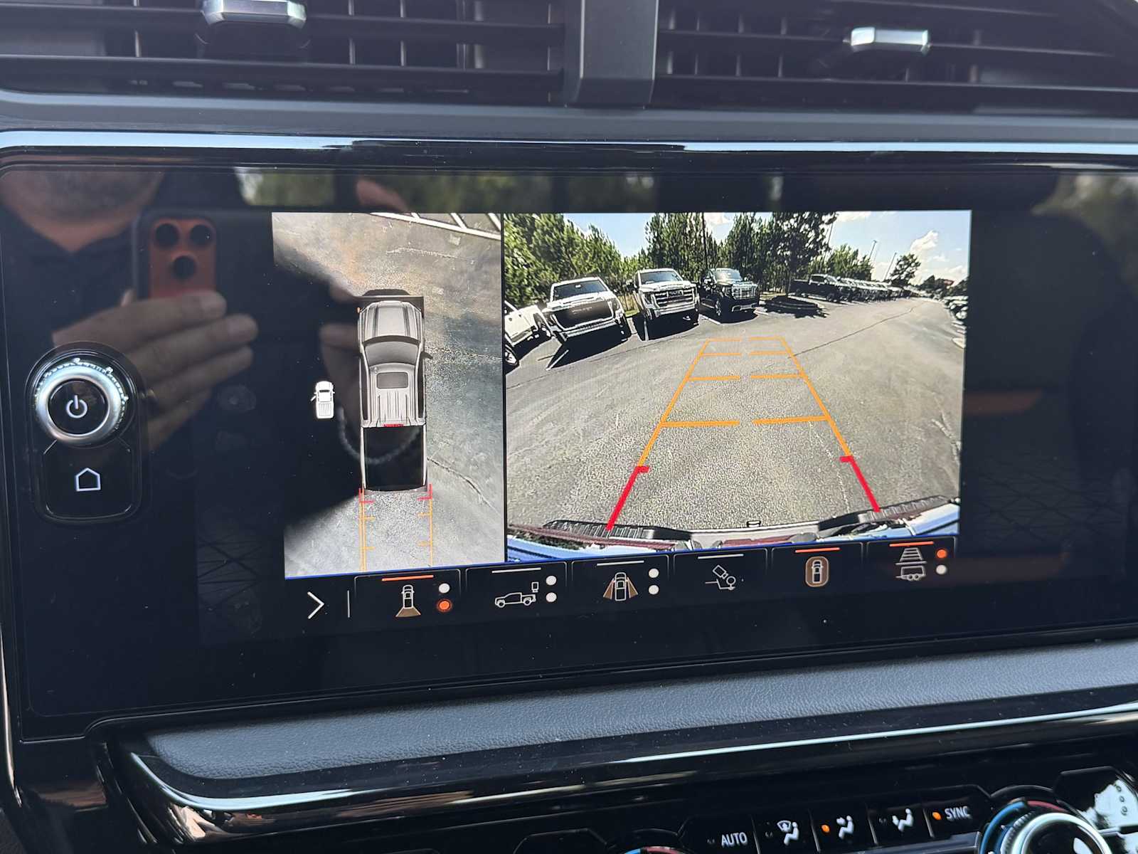 2026 GMC Sierra 1500 AT4 - Photo 6