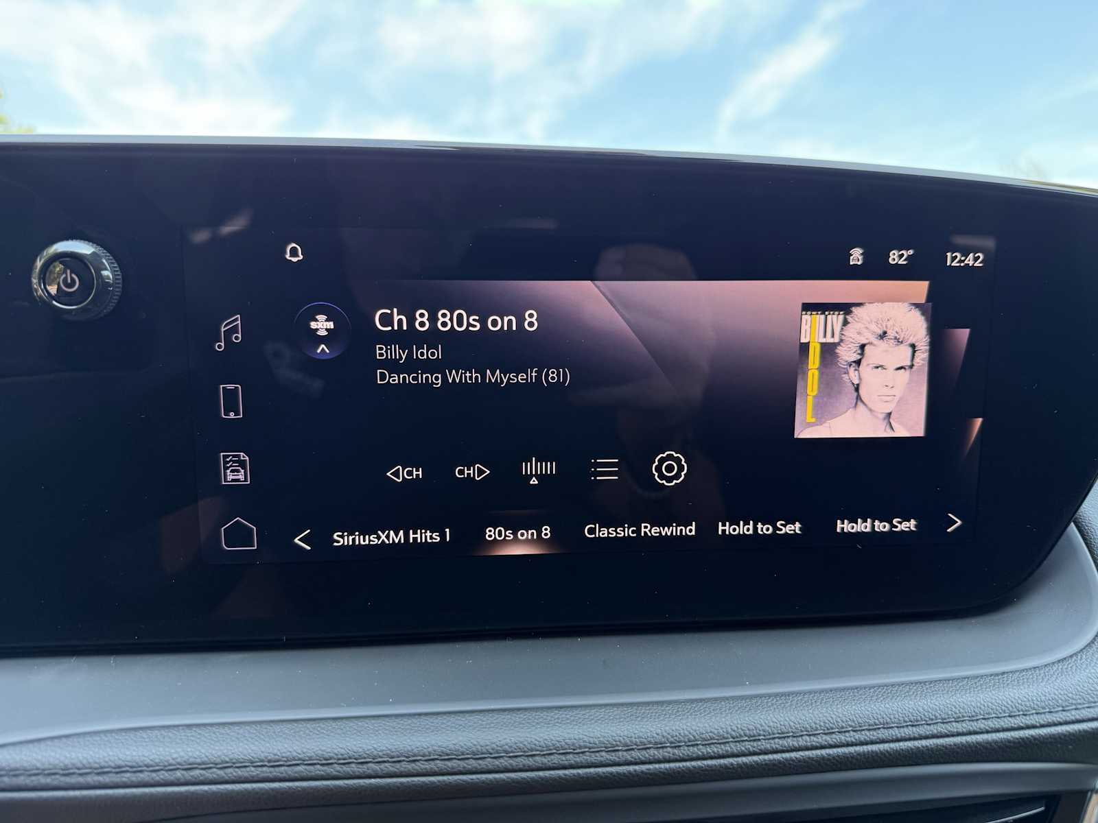 2026 Buick Encore GX Sport Touring photo 4