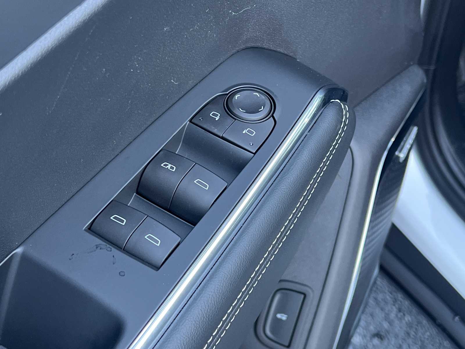 2026 GMC Acadia Elevation - Photo 16