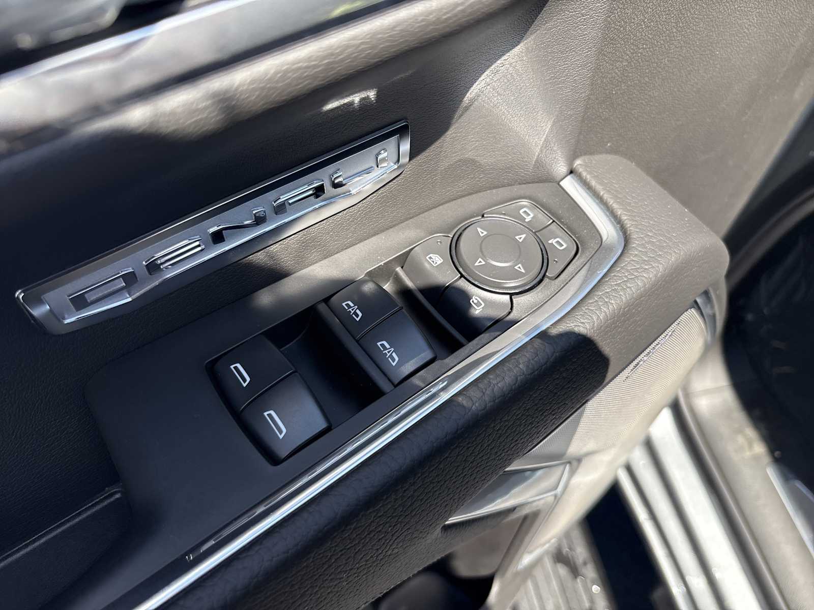 2026 GMC Sierra 1500 Denali - Photo 17