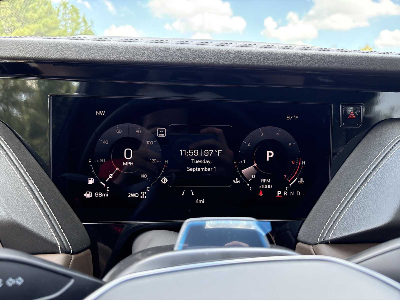 2026 GMC Yukon XL Denali Ultimate - Photo 10
