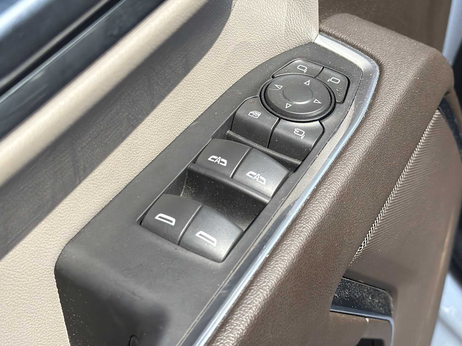 2022 GMC Sierra 1500 SLT - Photo 16