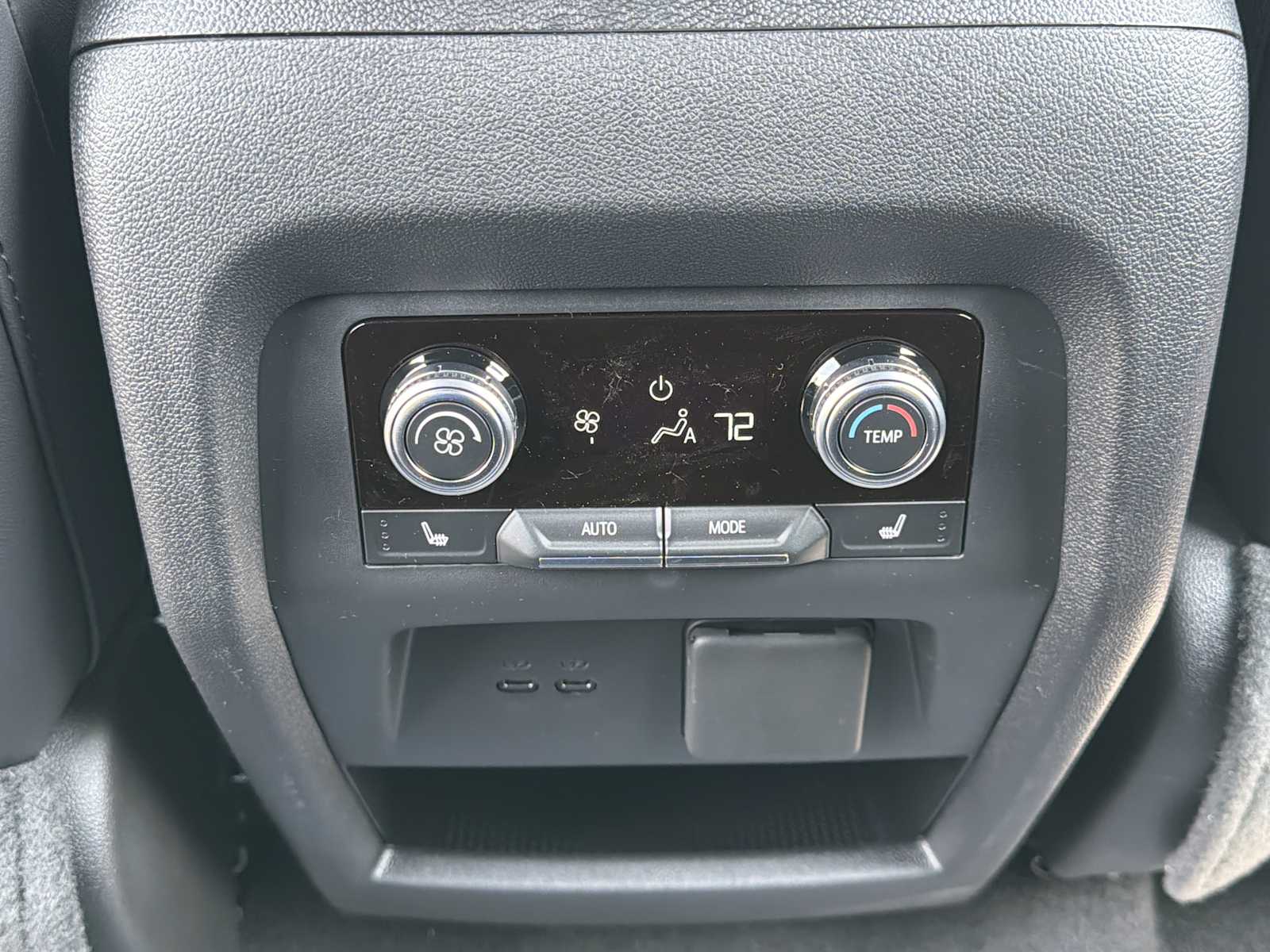 2026 GMC Acadia AT4 - Photo 23