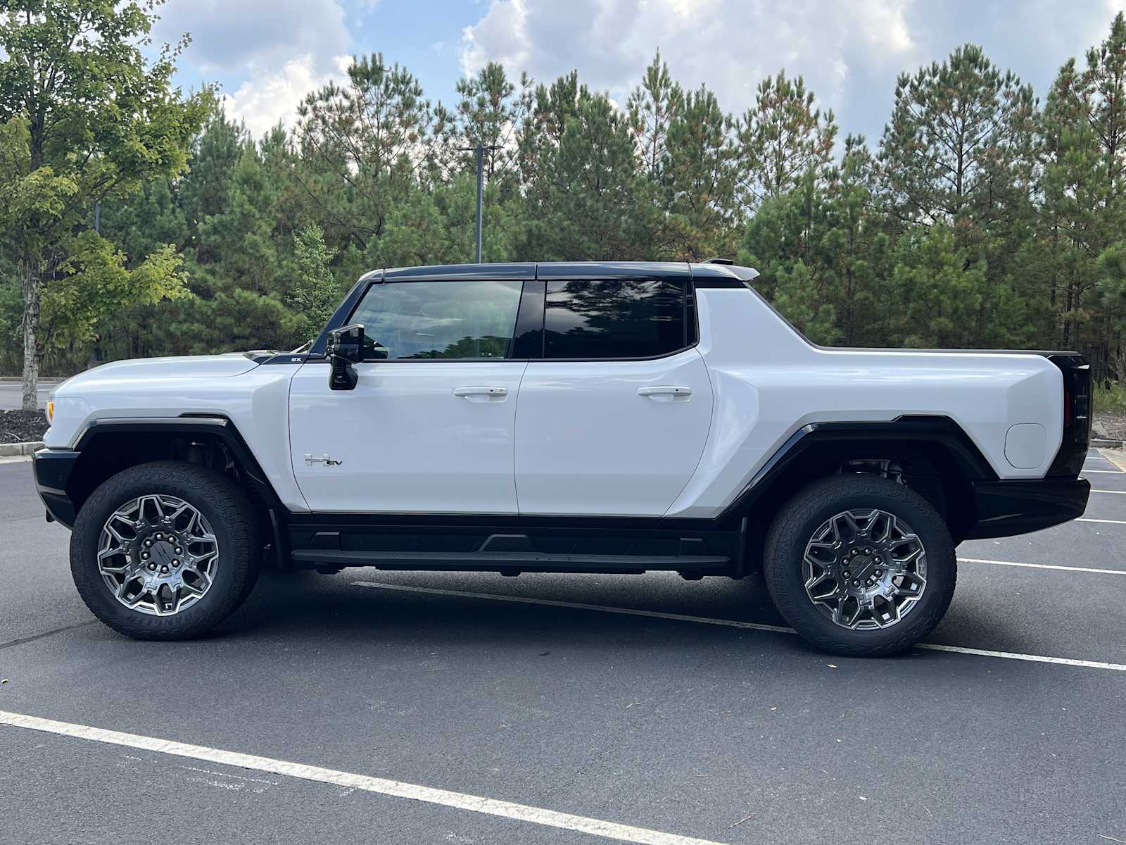 2026 GMC HUMMER EV 2X - Photo 26