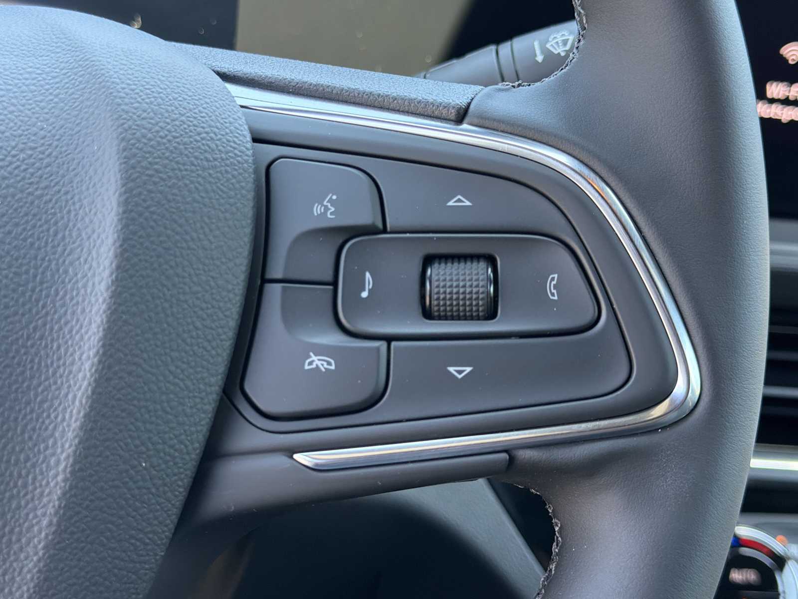 2026 Buick Envista Sport Touring - Photo 11