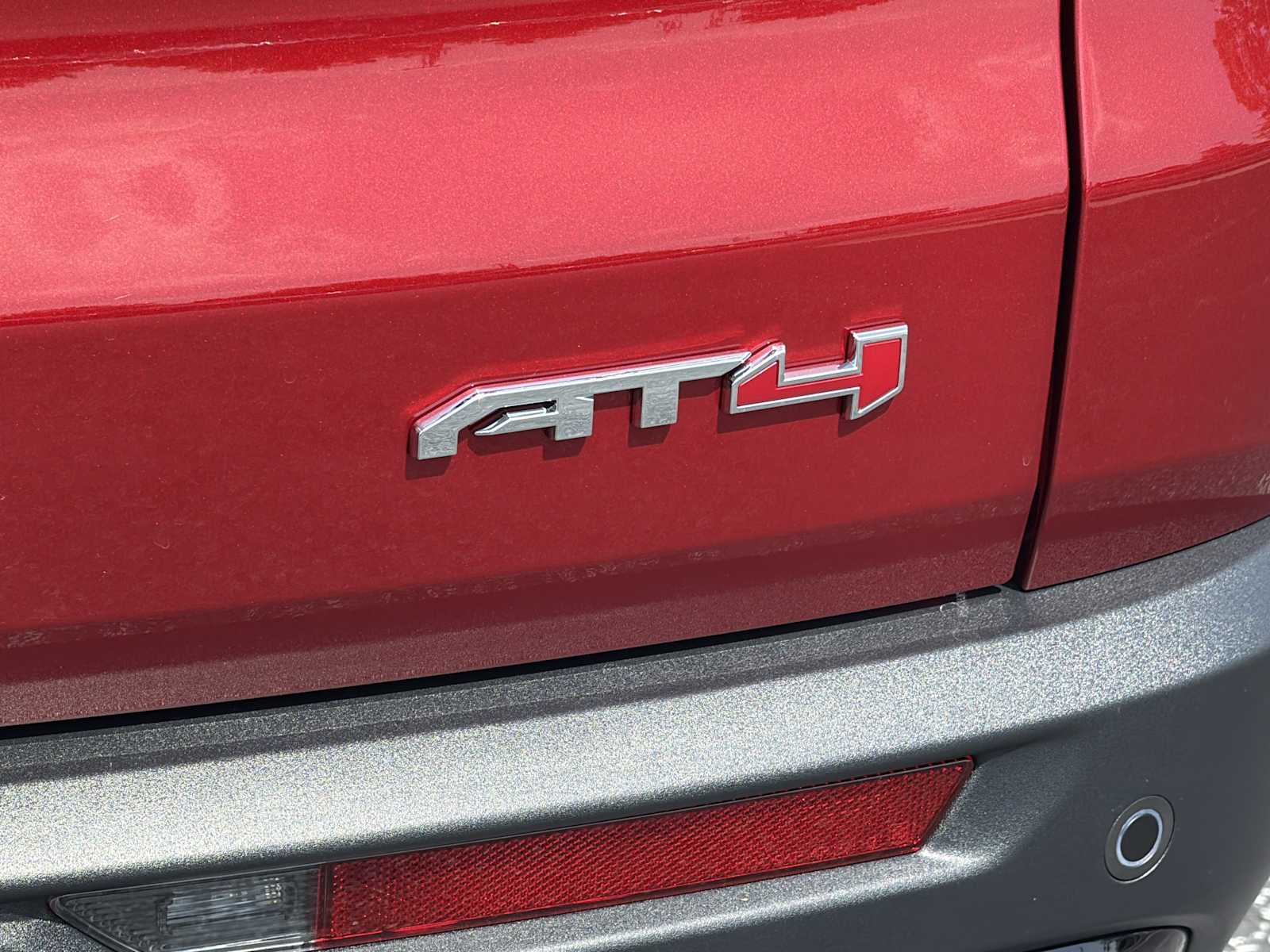 2026 GMC Acadia AT4 - Photo 28