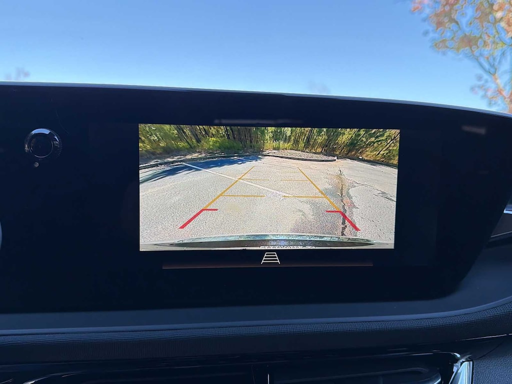 New 2026 Buick Envista Avenir SUV