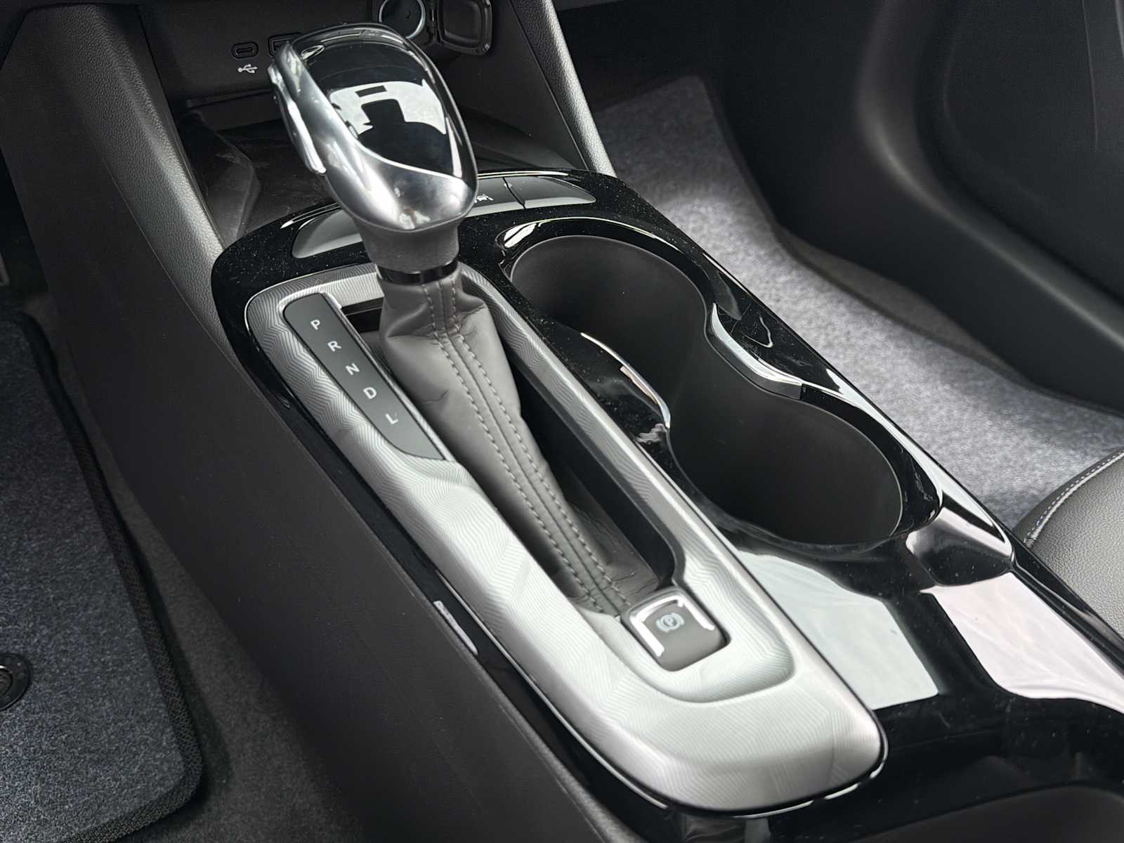 2026 Buick Envista Sport Touring - Photo 10