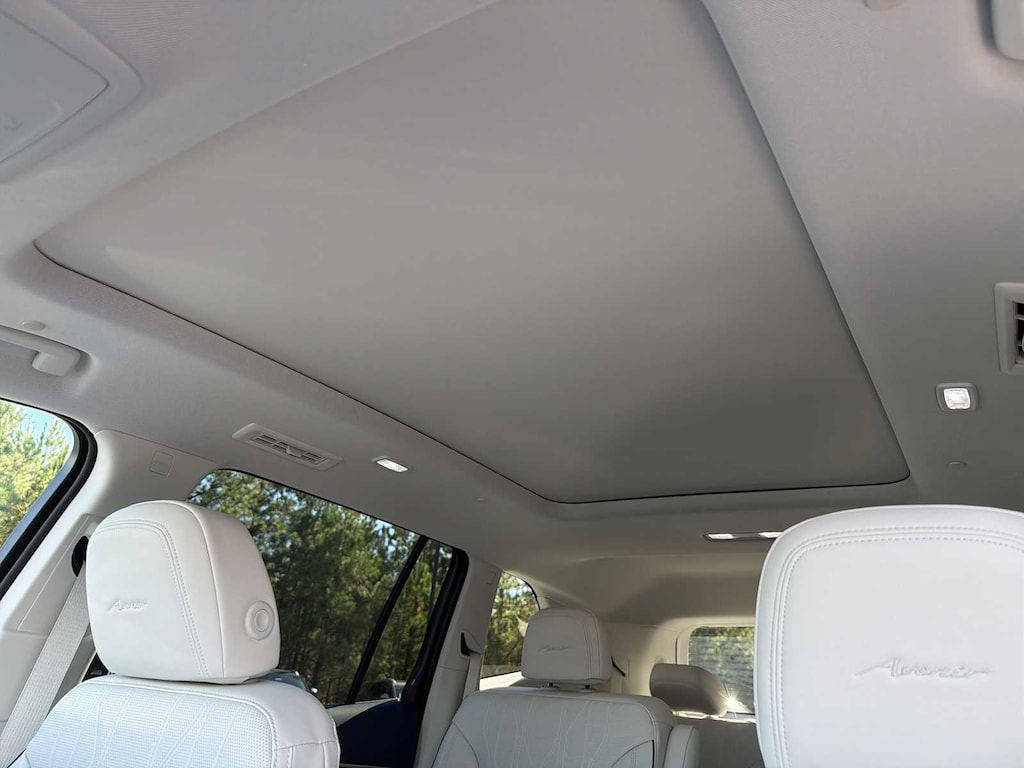 New 2026 Buick Enclave Avenir SUV