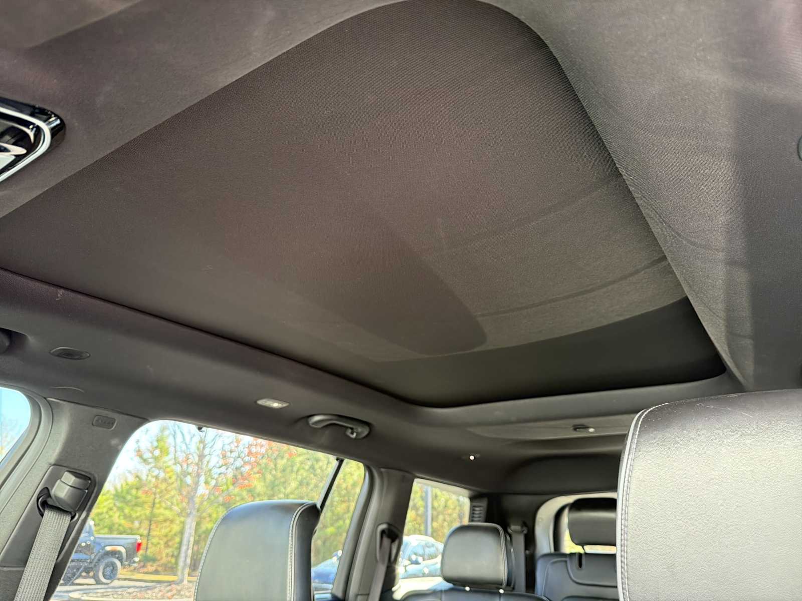 2021 Jeep Grand Cherokee Overland photo 3