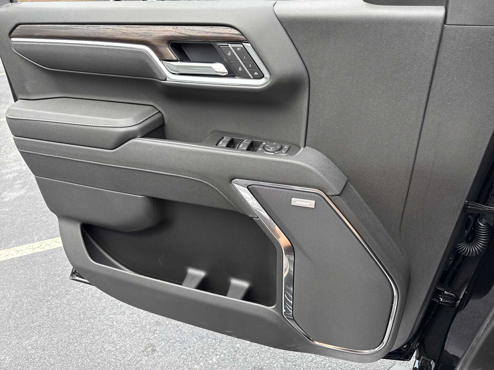 2026 GMC Sierra 1500 SLT - Photo 13